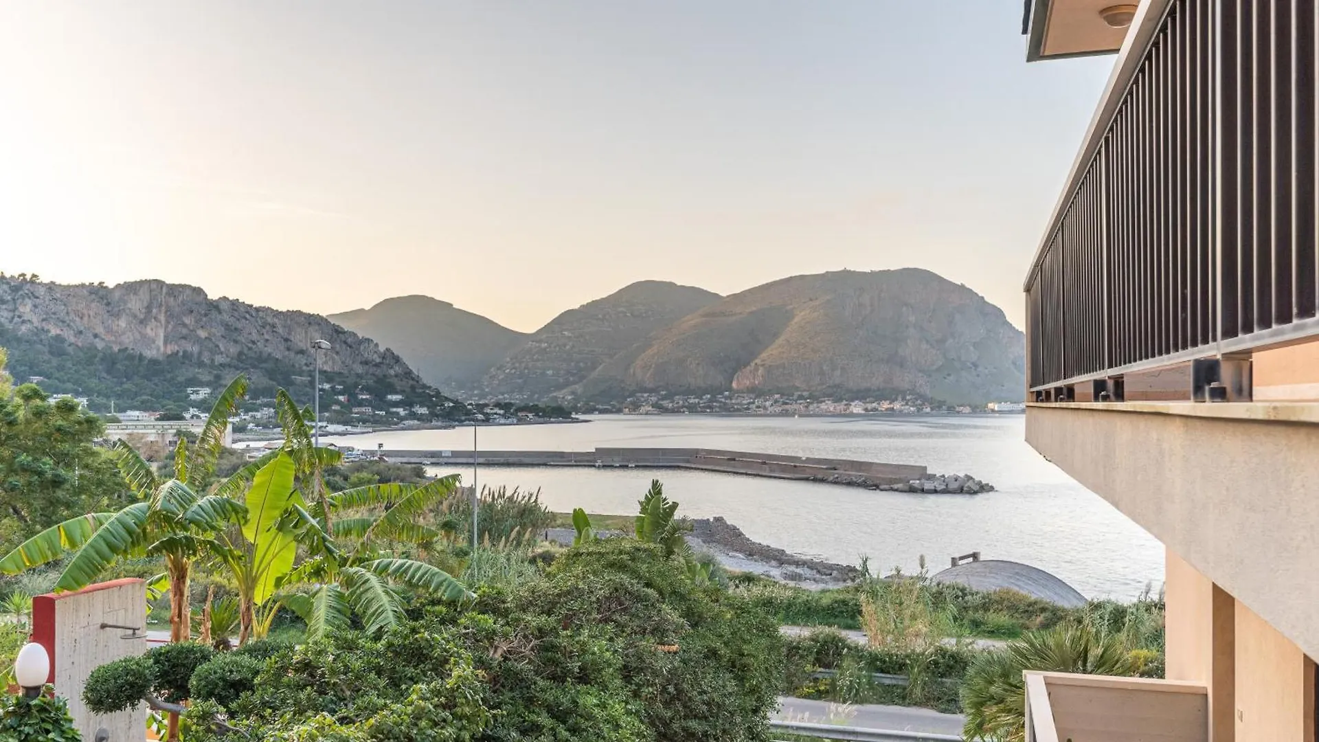 Apartment Casa Azzurra Vista Mare All'Addaura By Wonderful Italy Palermo
