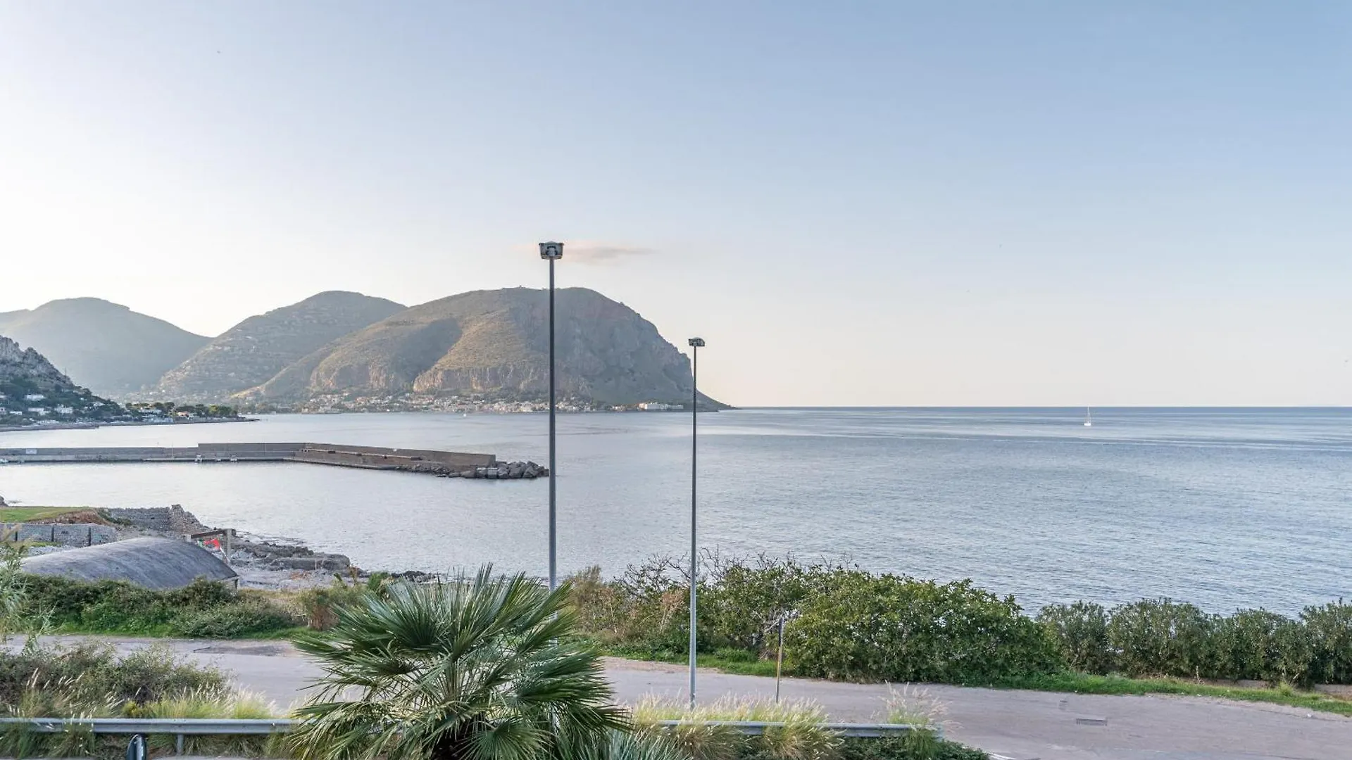 Casa Azzurra Vista Mare All'Addaura By Wonderful Italy Palermo Italy